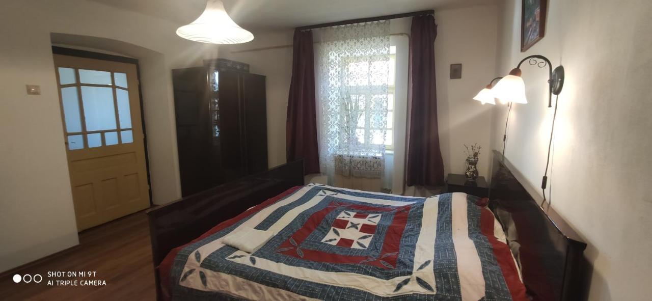 Отель Terez Haza Pazmand Экстерьер фото